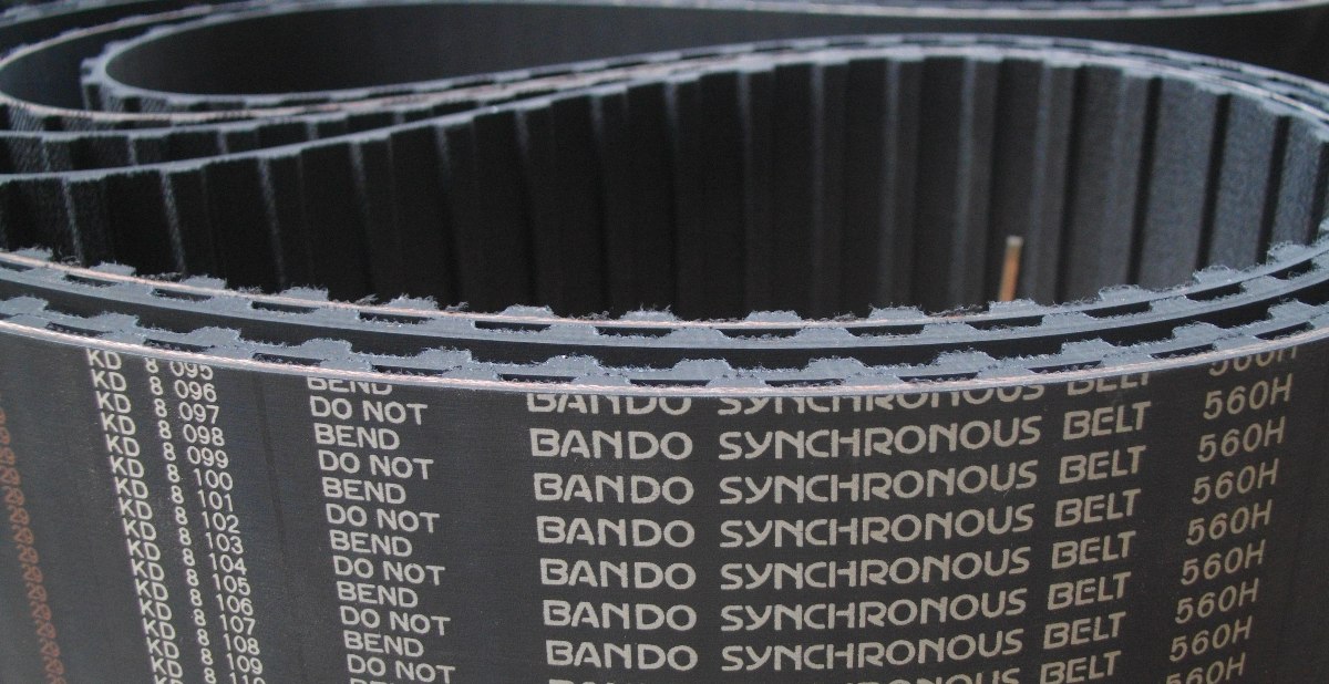 зубчастий пас Bando