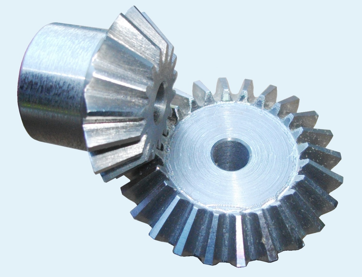 шестерни угловые