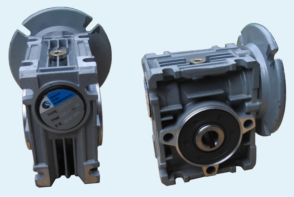 мотор-редуктор Chiaravalli редуктор